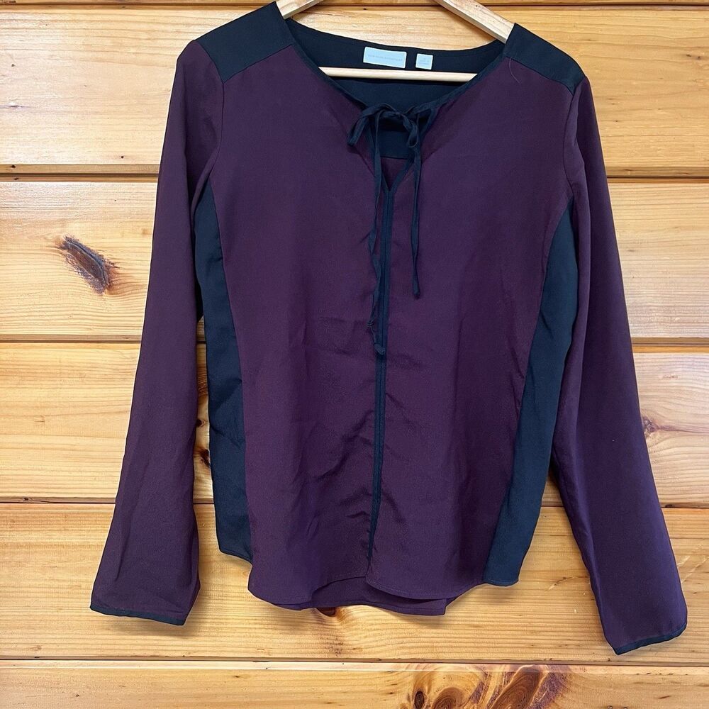 New York & Company Womens Blouse M Burgundy Black Long Sleeve Lightweight Tie